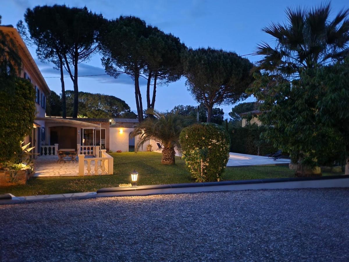 アンデューズ La Bastide Bleueヴィラ エクステリア 写真